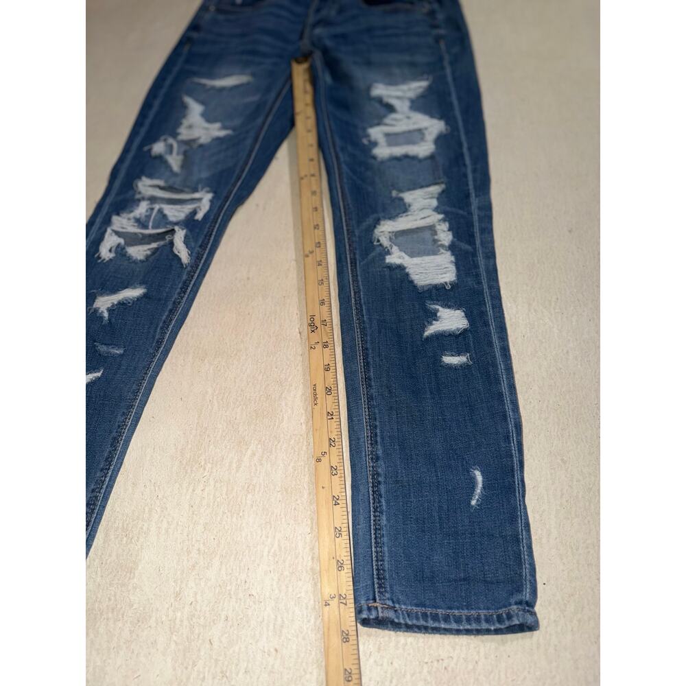 American Eagle women’s distressed tomgirl blue jeans - Picture 10 of 16